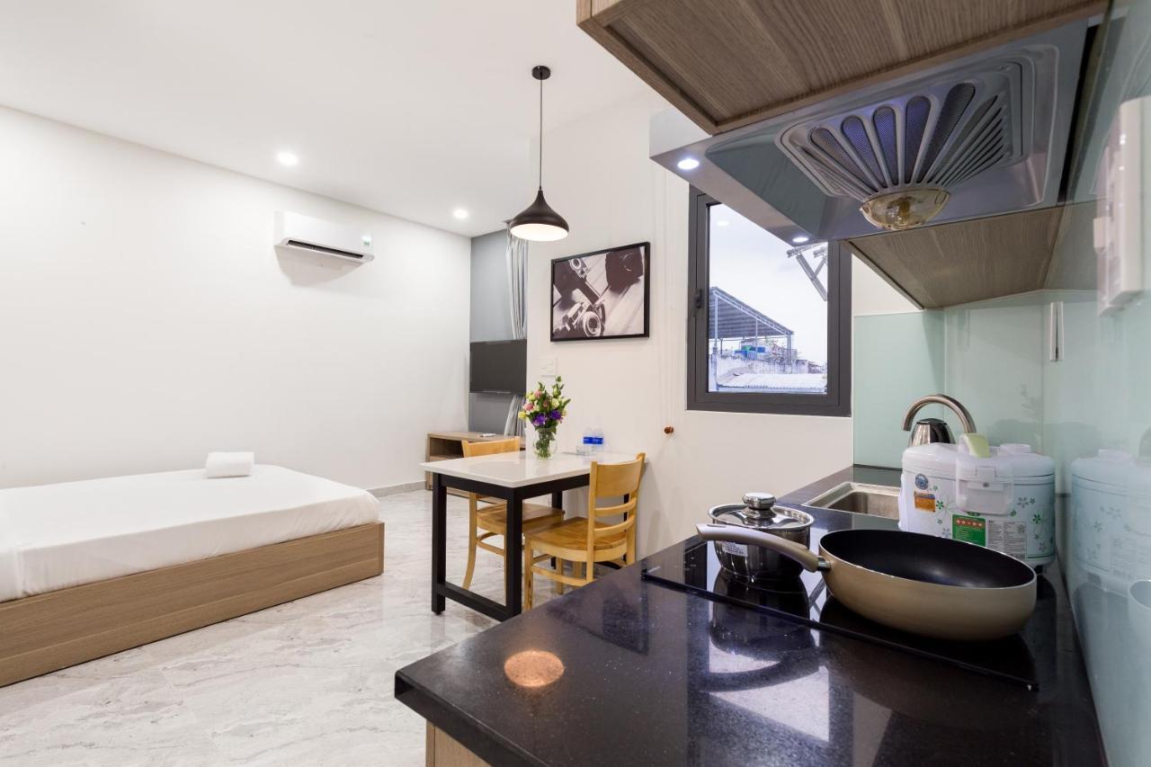 Yours Studio Airport Hotel โฮจิมินห์ซิตี้ ภายนอก รูปภาพ