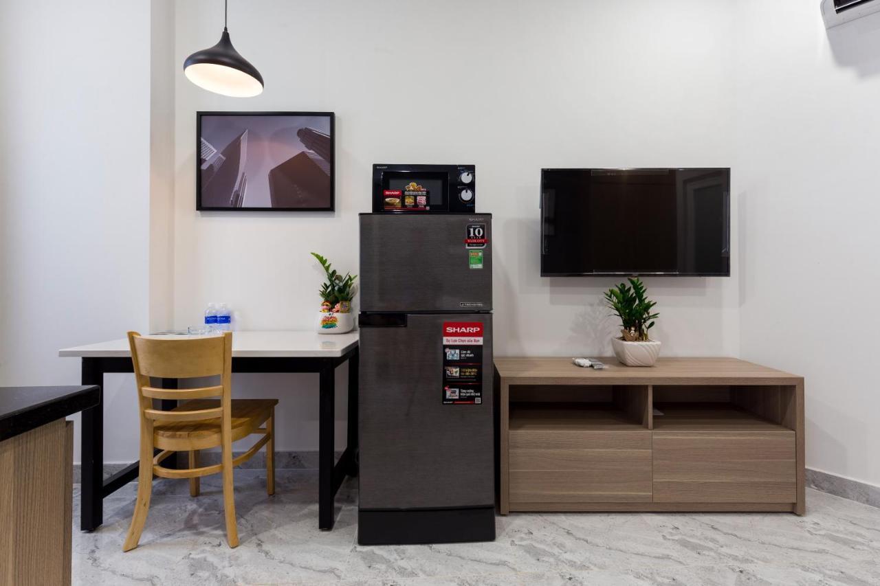 Yours Studio Airport Hotel โฮจิมินห์ซิตี้ ภายนอก รูปภาพ