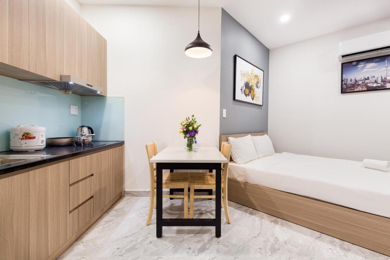 Yours Studio Airport Hotel โฮจิมินห์ซิตี้ ภายนอก รูปภาพ