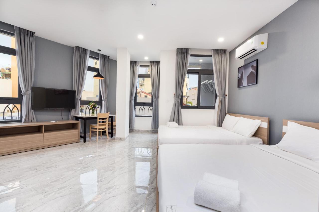 Yours Studio Airport Hotel โฮจิมินห์ซิตี้ ภายนอก รูปภาพ